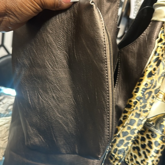 Handbag reversible, handbag, bronze, and black slit in front - Picture 5 of 8